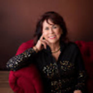 Meet your Posher, Vickie